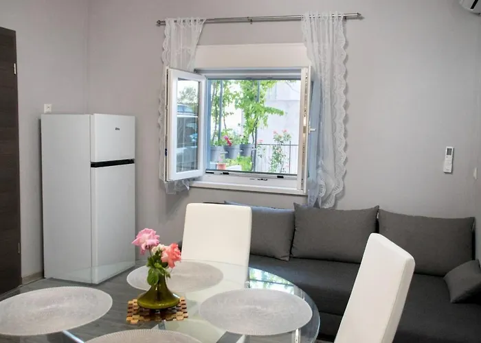 Bruna-balcony & Free Parking Near Split * 索林